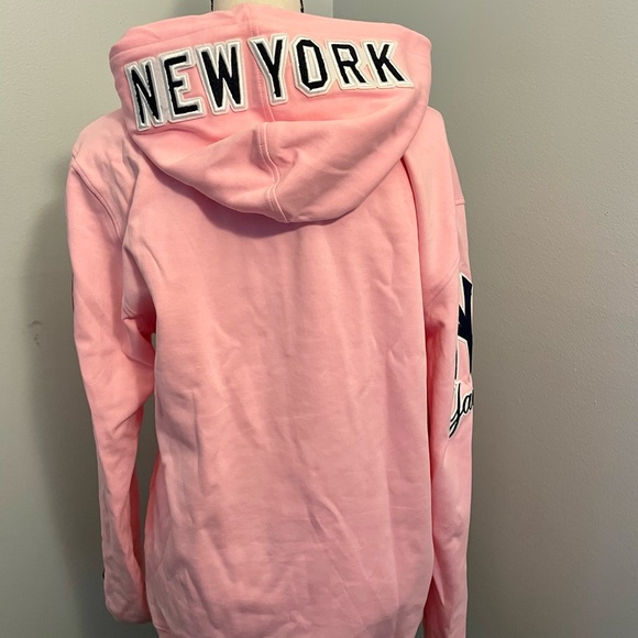 yankees hoodie size M - Picture 7 of 8